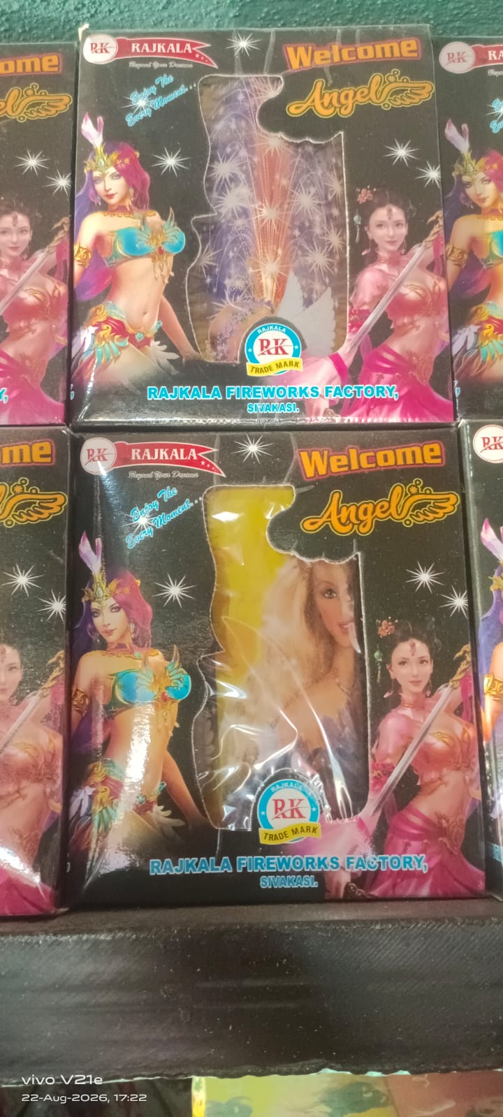 WELCOME ANGEL (SILVER CRACKLING)